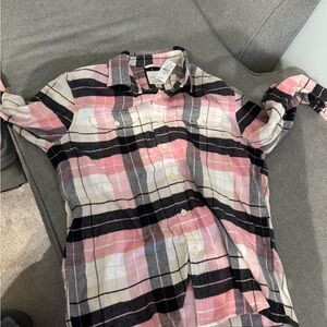 Men’s Pink and Black Plaid Button-Up Shirt